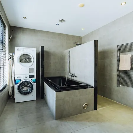 Апартаменты Staal House *